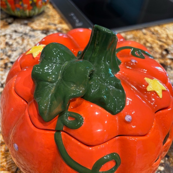 🎃Ceramic Halloween whimsical PUMPKIN Canister Cookie Jar Jack-O-Lantern Pier One - Picture 6 of 7
